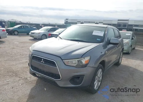 2015 Mitsubishi Outlander Sport Es z USA, uszkodzony, nr VIN 4A4AP3AU8FE050006